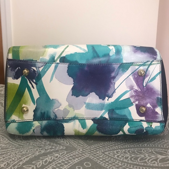 Handbag - Picture 2 of 5